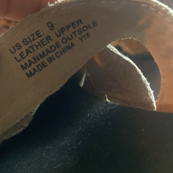 VOLATILE Shoes Women’s Size 9 Volatile Mayfield Leopard Print Calf Hair Wedge - Picture 9 of 9